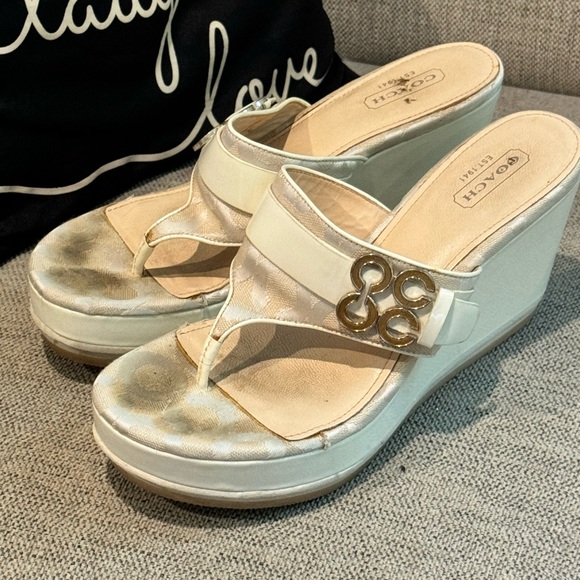 Coach White Patent Wedge Size 7 - Picture 9 of 10